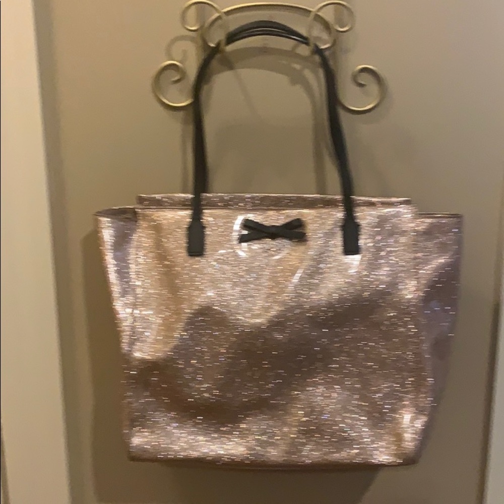 Tote
